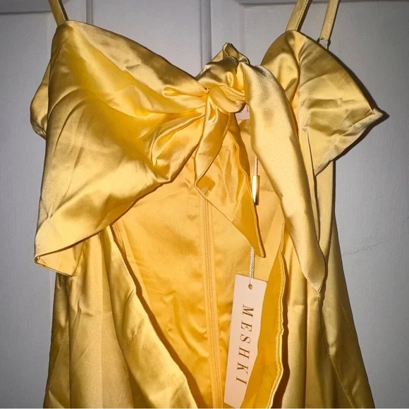 Meshki Tasia Tie Front Satin Mini Dress in Lemon yellow S NWT - Picture 6 of 16